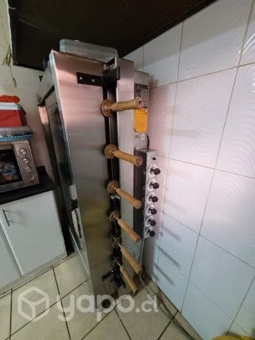 Asadora de Pollos capacidad 30 pollos