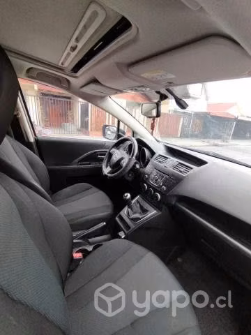 Mazda 5 2018