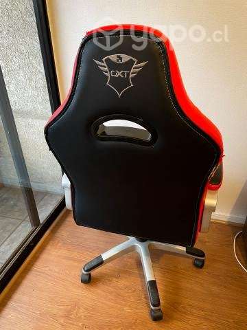 Silla Gamer usada con un poco de daños - Imagen 3