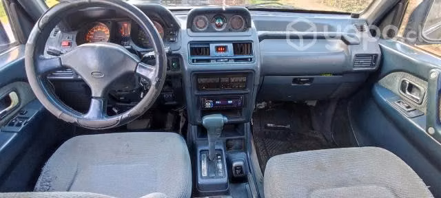 Vendo Jeep Mitsubishi Pajero