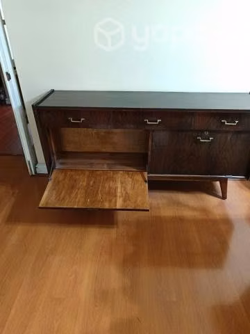 Mueble de madera Aparador