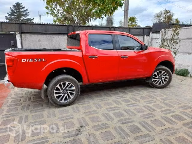 Nissan np300 2017