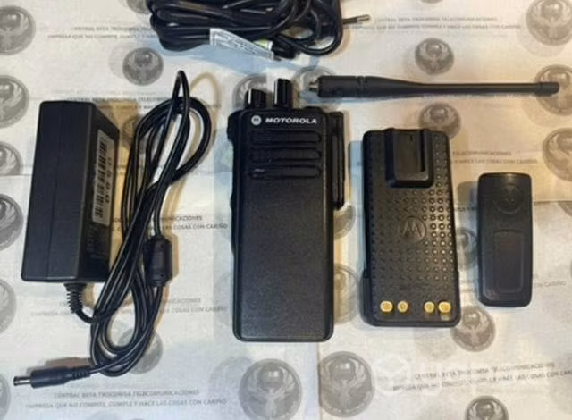 Dgp8050 uhf motorola seminuevo openbox