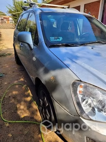 kia carens 2011