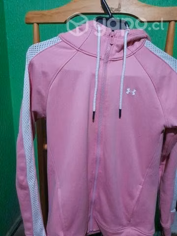 Poleron deportivo mujer Under Armour