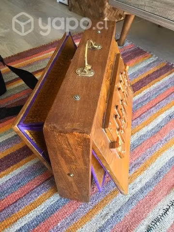 Shruti Box Maharaja
