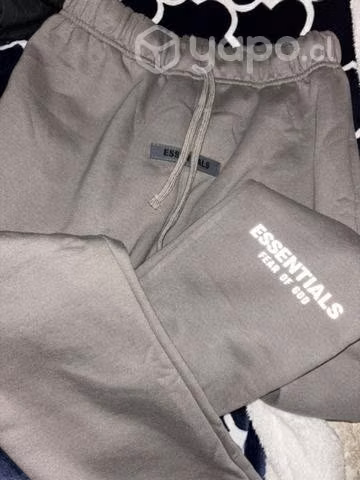 Buzo essentials fear of god