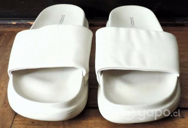 Sandalias Blancas Planas