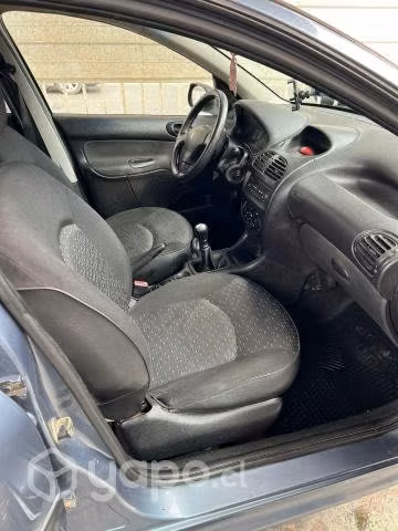 Peugeot 206 2008 - Imagen 12