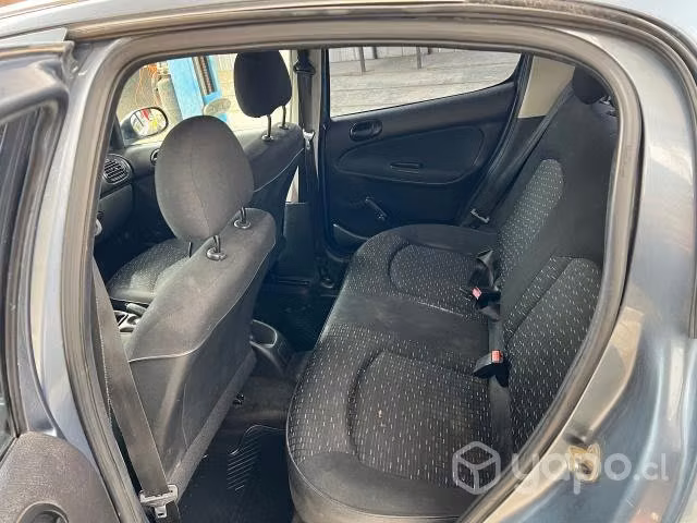 Peugeot 206 2008 - Imagen 7