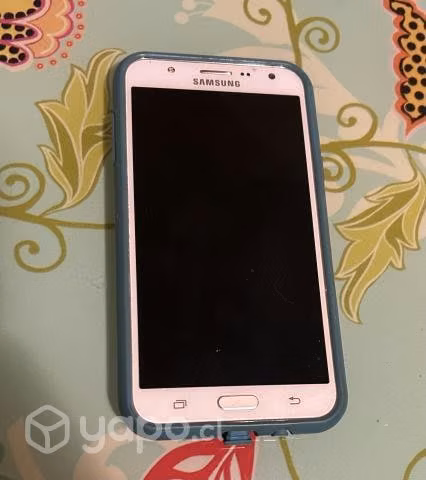 Celular Samsung J7 en excelente estado