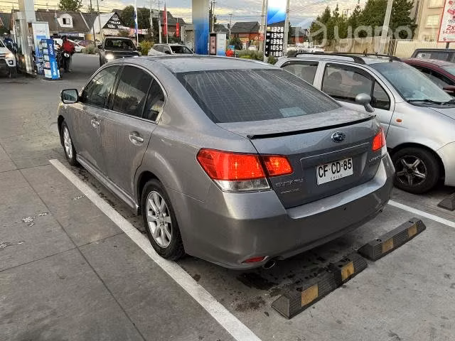 Subaru Legacy en muy buenas condiciones