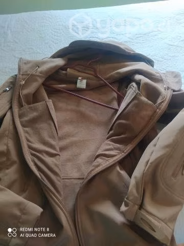 Chaqueta impermeable. - Imagen 4
