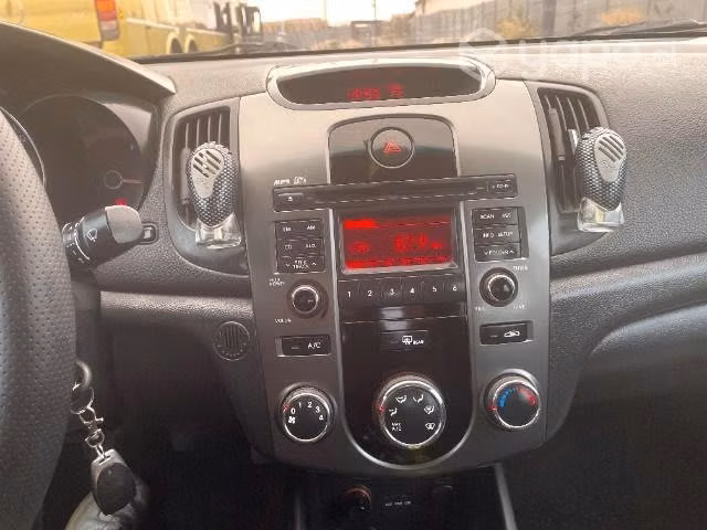 Kia cerato 2013