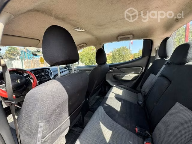 Vendo camioneta Mitsubishi L200 4*4 Katana