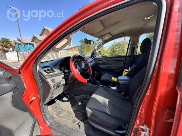 Vendo camioneta Mitsubishi L200 4*4 Katana
