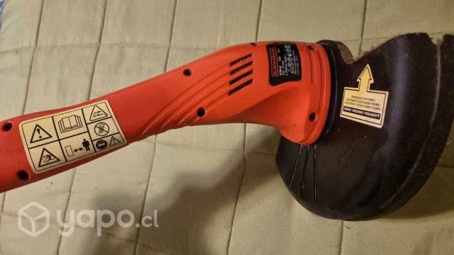Orilladora (corta pasto) black and decker