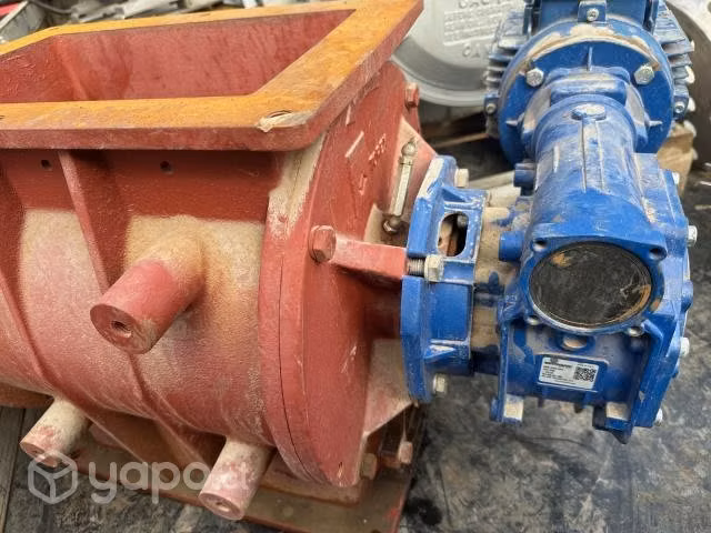 Tolva dosificadora porcionadora con motorreductor