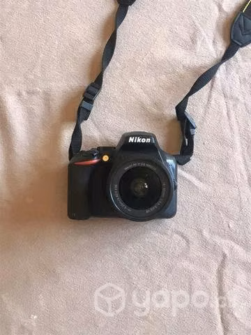 Cámara Nikon D3500. Lentes 18-55 Mm 70-300 Mm