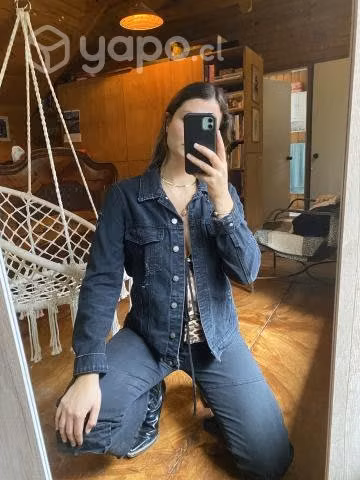 Chaqueta jeans negra