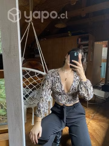 Blusa aglobada