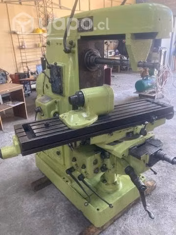 Fresadora universal automatica
