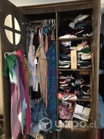 Closet ropero vintage madera sólida
