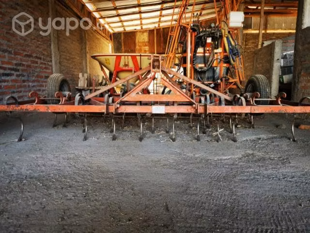Vibrocultivador 3,3 metros