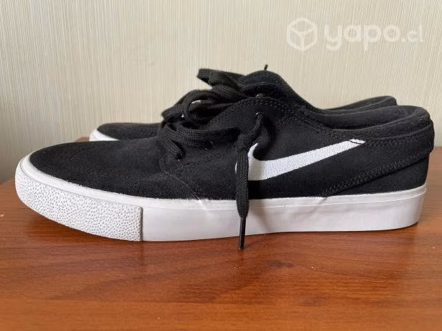 Zapatilla Nike SB