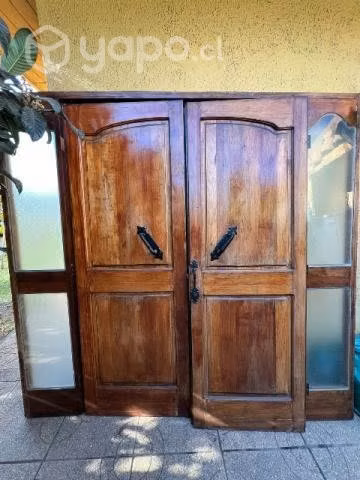 Puerta madera