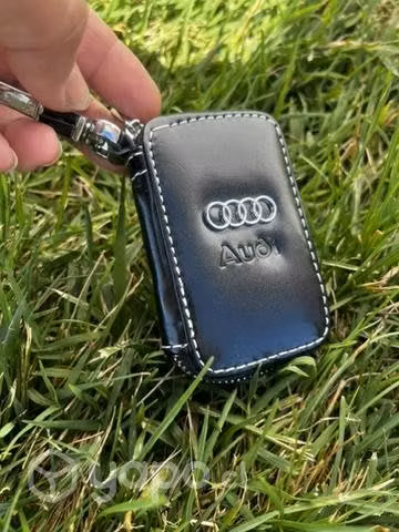 Llavero estuche llave auto Audi