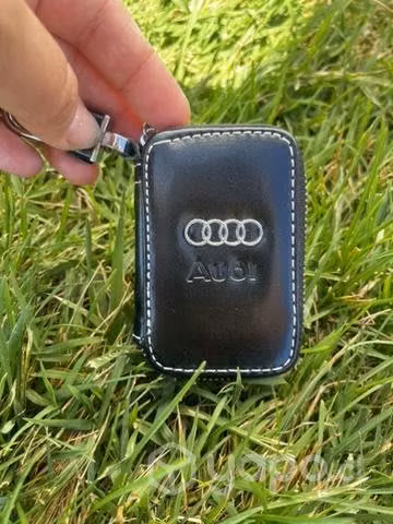 Llavero estuche llave auto Audi