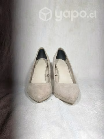 Zapato Stiletto Forever 21 37.5 Eur - Imagen 2