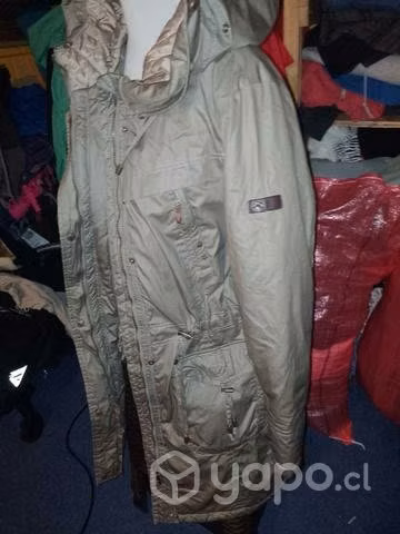 Parka larga repelente al agua talla 46