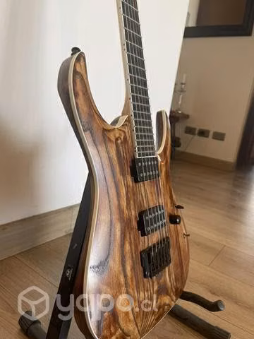 Guitarra Ibanez. Nueva