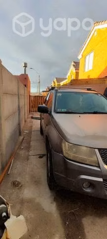 Suzuki grand nomade 2010