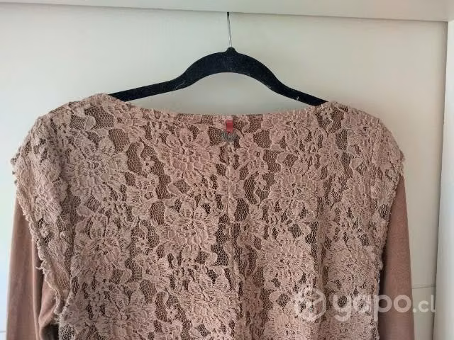 Vestido de Algodón y encaje café diseño - Imagen 4