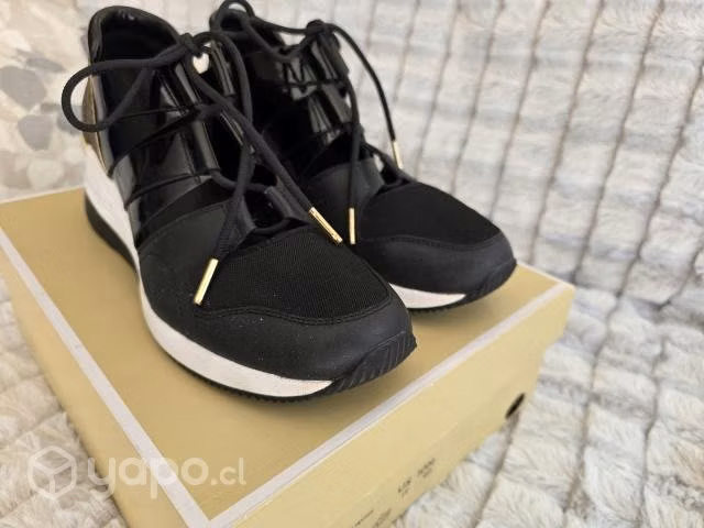 Zapatilla MK original monograma - Imagen 5