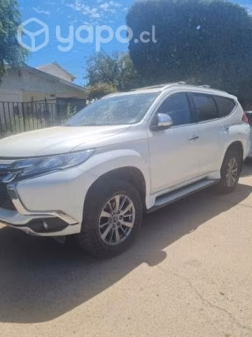 Mitsubishi Montero Sport