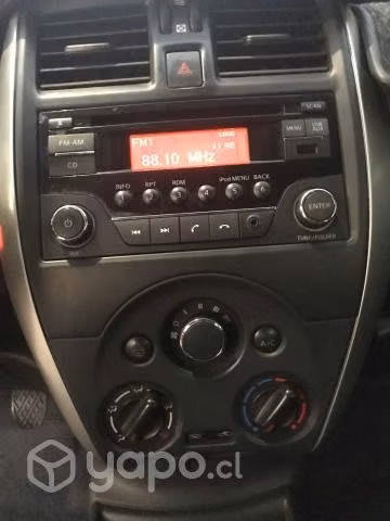 Nissan versa 2018