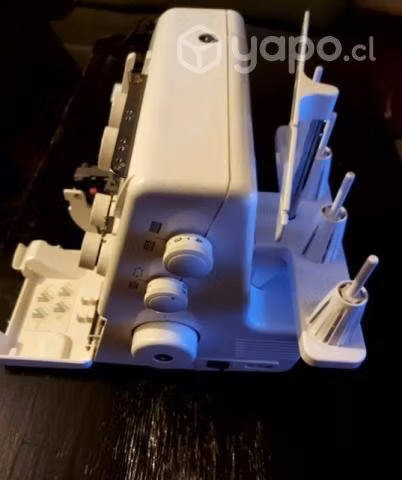 Maquina overlock