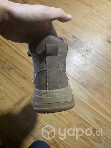 Zapato Steem Land caña alta casi nuevo
