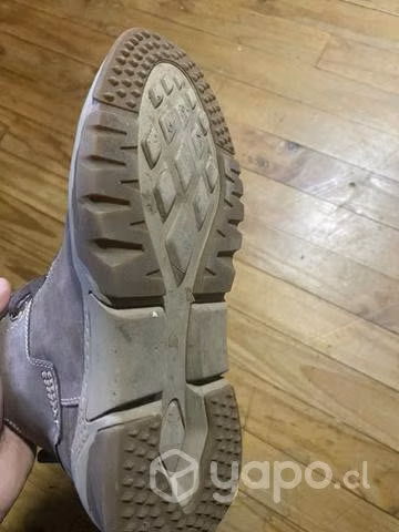 Zapato Steem Land caña alta casi nuevo