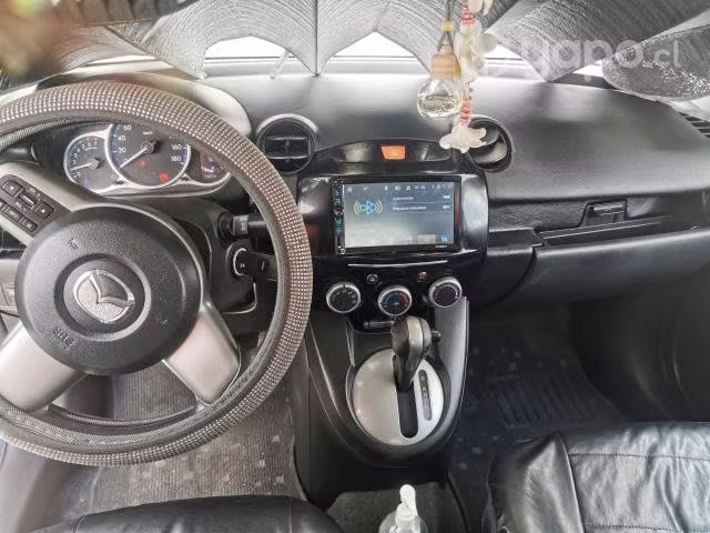 Mazda demio 2013