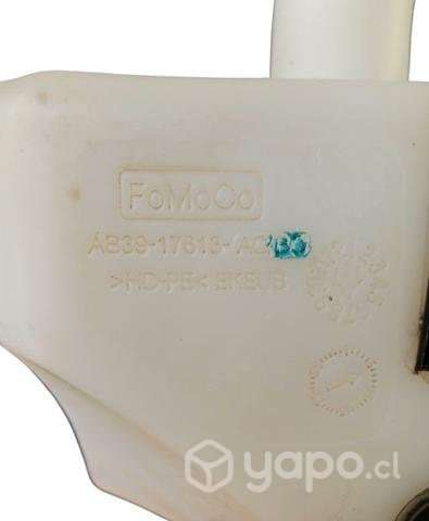 Depósito Limpiaparabrisas Mazda BT - Imagen 4