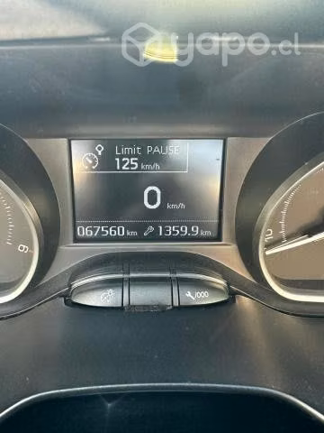 Peugeot 208 2017 - Imagen 8