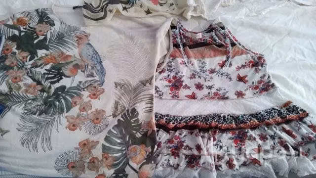 Lote pequeño ropa usada excelente estado - Imagen 4