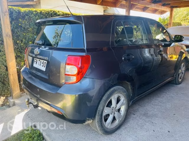 Toyota urban cruiser 2013
