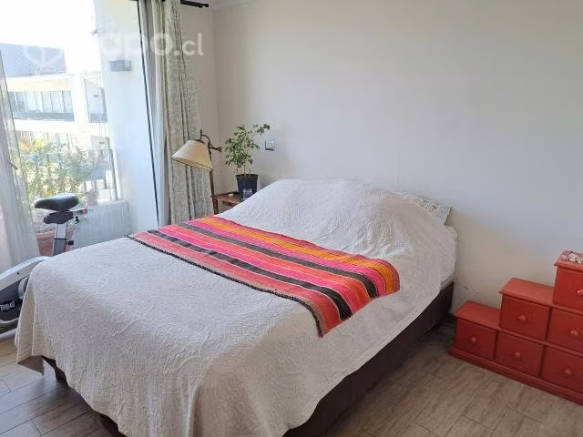 Arriendo iluminado departamento