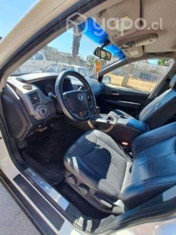 NEW KYRON 2.0 DIESEL AUTOMÁTICA 4x4